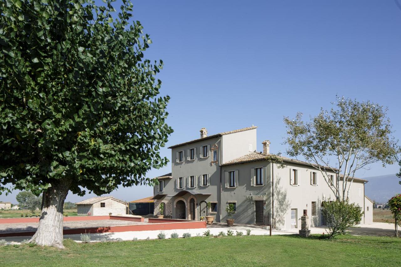 Seipetali Aparthotel Cannara Exterior photo