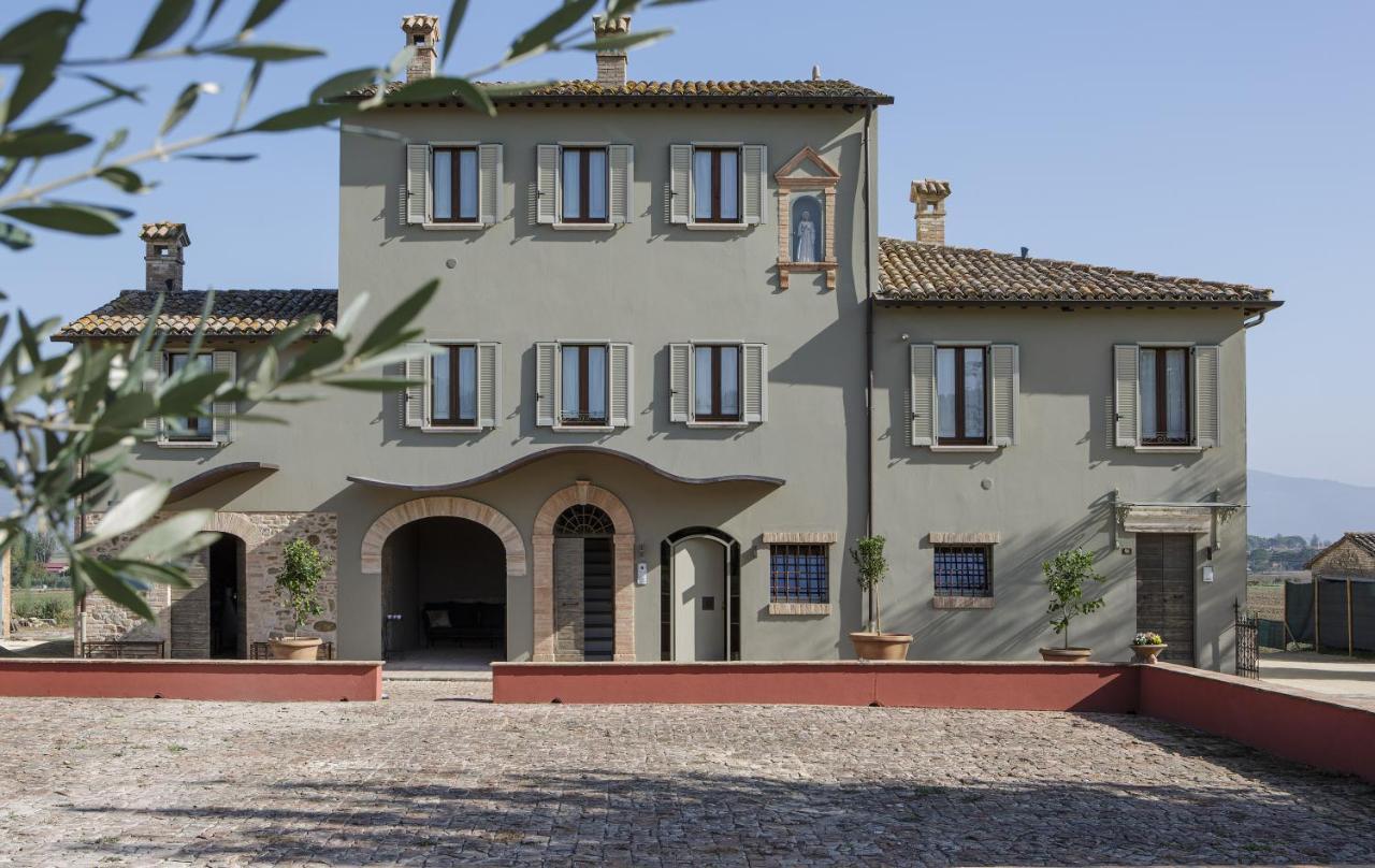 Seipetali Aparthotel Cannara Exterior photo